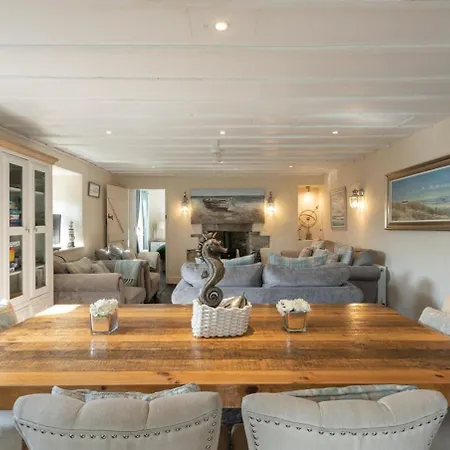 度假居 The Boathouse On The Atlantic Sea