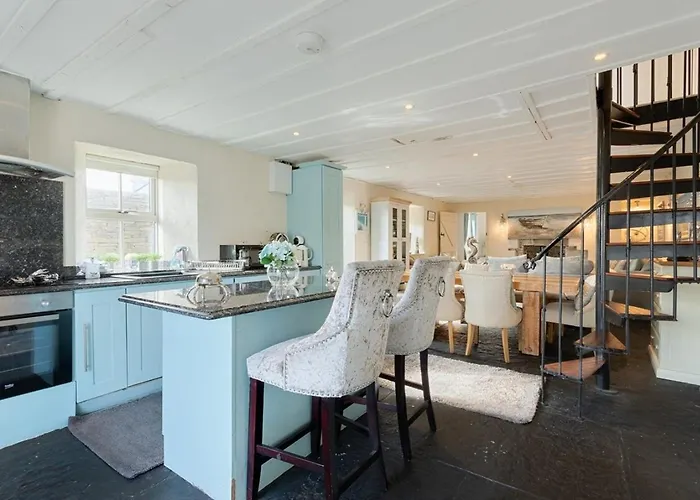 The Boathouse On The Atlantic Sea Hébergement de vacances *