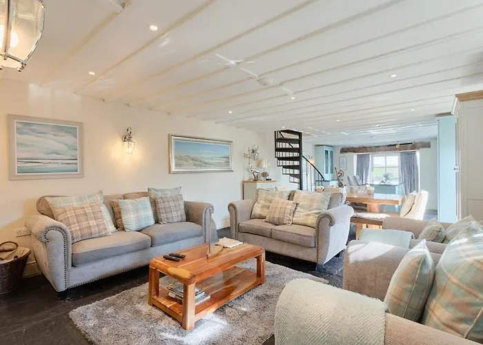 The Boathouse On The Atlantic Sea Liscannor